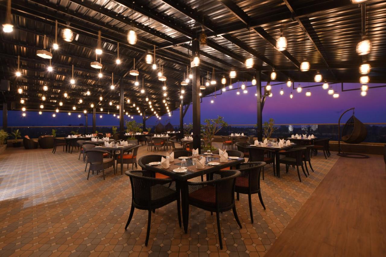 The Fern Habitat, Candolim, Goa Exterior foto